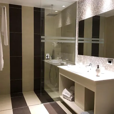 Nemesis Szálloda 4*