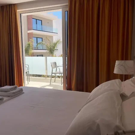 Hotel Nemesis 4*