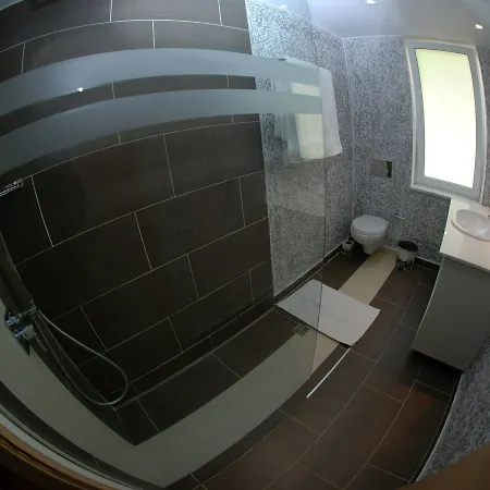 Nemesis Szálloda Saranda